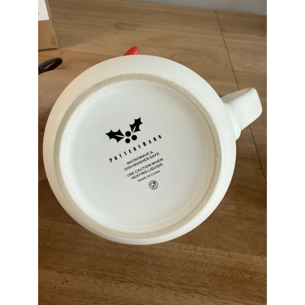 Pottery Barn Holly Alphabet Mug – Letter O – Christmas Holiday – New‎ in Box